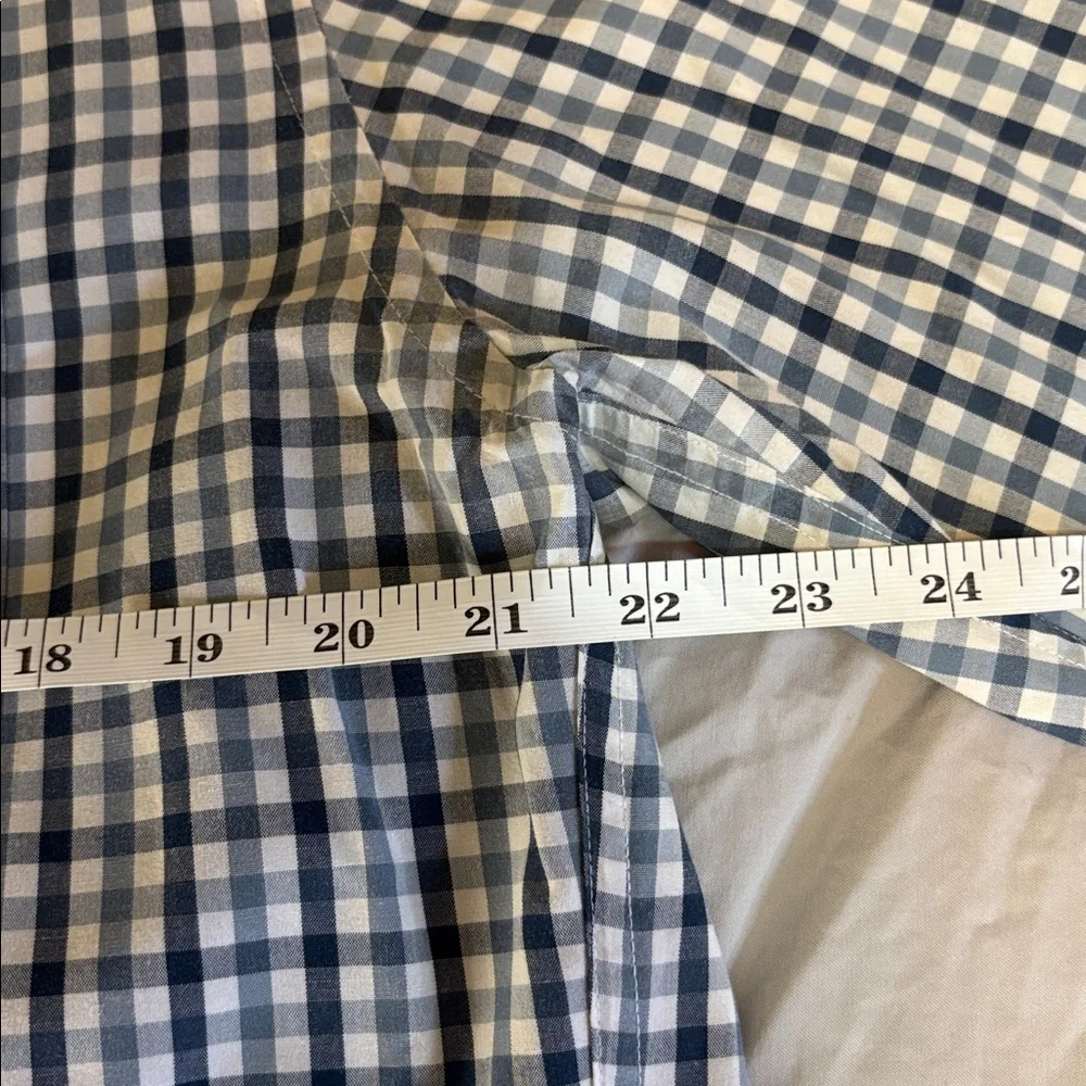 J. Crew men’s blue‎ and White Checkered Casual Shirt size L